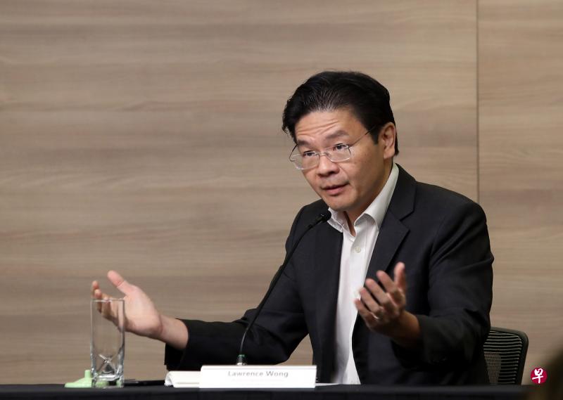 国家发展部长兼财政部第二部长黄循财强调,病毒检测是重要的工作,但是它并不能取代个人责任和安全距离措施。(档案照片) 国家发展部长兼财政部第二部长黄循财强调,病毒检测是重要的工作,但是它并不能取代个人责任和安全距离措施。(档案照片)