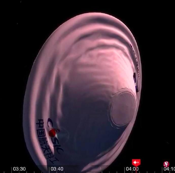 当返回舱试验舱回到大气层时,充气的外壳会展开,以保护舱体。(示意图) 当返回舱试验舱回到大气层时,充气的外壳会展开,以保护舱体。(示意图)