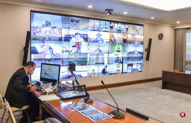 一份调查指出,亚太区(不含中国和日本)的企业为了应对疫情所带来的挑战,在不景气时仍愿意投资一些关键科技,受惠的是企业社交网络、视频会议等应用。(路透社资料图) 一份调查指出,亚太区(不含中国和日本)的企业为了应对疫情所带来的挑战,在不景气时仍愿意投资一些关键科技,受惠的是企业社交网络、视频会议等应用。(路透社资料图)