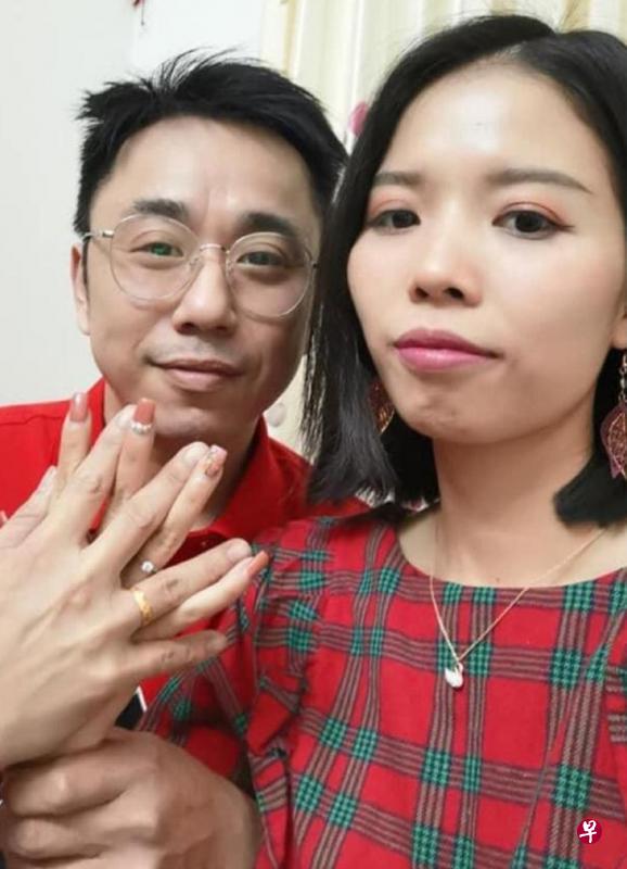 小彬彬与越南女友小英已办理登记。(互联网) 小彬彬与越南女友小英已办理登记。(互联网)
