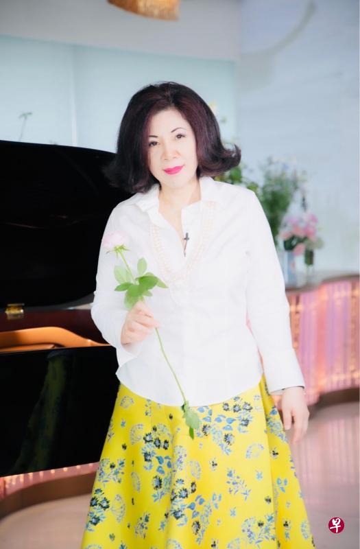 张爱玲说“成名要趁早”,而陈文茜联想到的却是“爱情要趁早”,她对爱情并非没有渴望,而是使命感先行。(互联网) 张爱玲说“成名要趁早”,而陈文茜联想到的却是“爱情要趁早”,她对爱情并非没有渴望,而是使命感先行。(互联网)