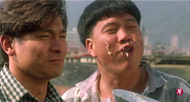 刘德华(左)90年代在电影《赌城大亨之新哥传奇》《赌城大亨II之至尊无敌》中饰演贺新,原型人物为何鸿燊。右图为万梓良饰演的郭英南,原型人物为霍英东。(互联网) 刘德华(左)90年代在电影《赌城大亨之新哥传奇》《赌城大亨II之至尊无敌》中饰演贺新,原型人物为何鸿燊。右图为万梓良饰演的郭英南,原型人物为霍英东。(互联网)