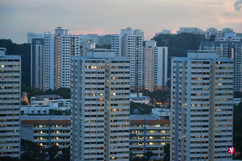 居家办公导致住家电费和电话费增加,雇主却没补贴的话,雇员明年报税时可从收入扣除部分开销。(档案照) 居家办公导致住家电费和电话费增加,雇主却没补贴的话,雇员明年报税时可从收入扣除部分开销。(档案照)