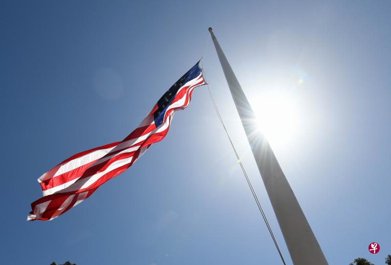 面对美国浮现的种种问题,其精英充满焦虑。尽管对特朗普诸多不满,这些精英对美国制度依然充满强烈自信。(法新社) 面对美国浮现的种种问题,其精英充满焦虑。尽管对特朗普诸多不满,这些精英对美国制度依然充满强烈自信。(法新社)