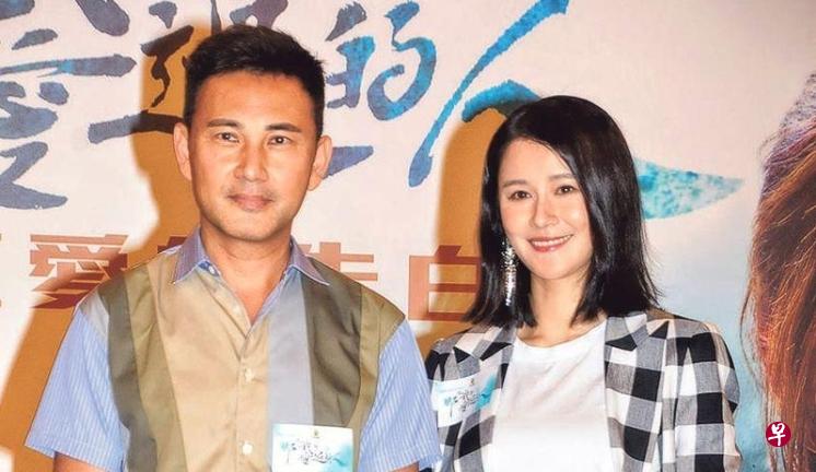 亚视副总裁林文龙(左)联同黄翠如为无线新剧造势。(互联网) 亚视副总裁林文龙(左)联同黄翠如为无线新剧造势。(互联网)