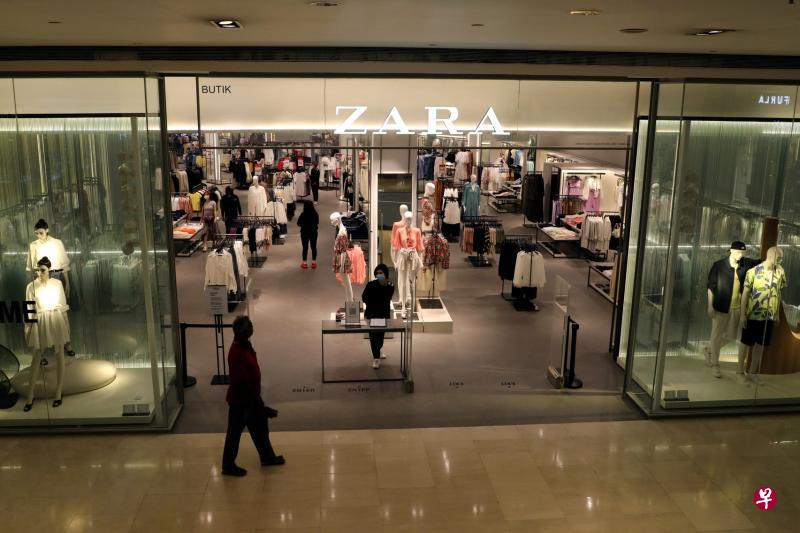 冠病疫情打击销售，经营ZARA等品牌的西班牙服饰集团Inditex宣布明年底前关闭分布全球的1200家门店。（路透社）