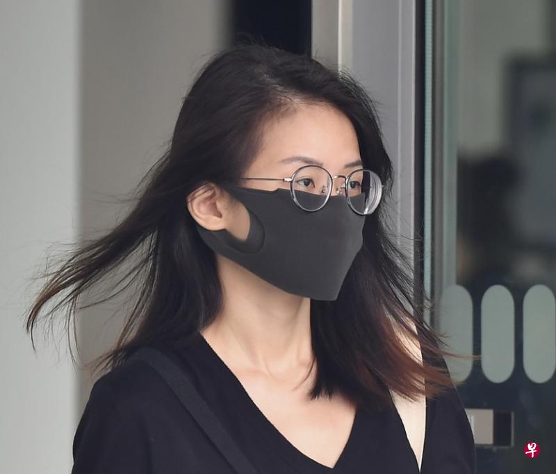 肇祸司机蒋凯欣昨天在国家法院承认罪行,被判坐牢三周及吊销各级执照五年。(海峡时报) 肇祸司机蒋凯欣昨天在国家法院承认罪行,被判坐牢三周及吊销各级执照五年。(海峡时报)