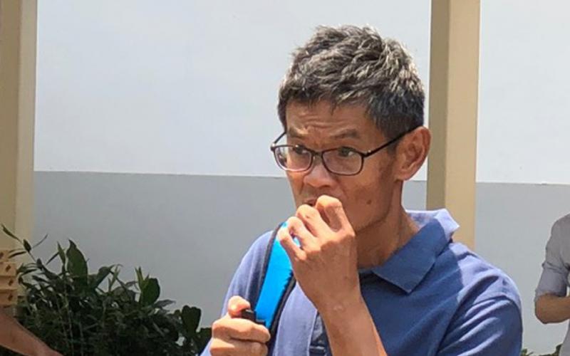 被告李国忠在位于芽笼的一家超市偷取总值867余元的10罐奶粉。(档案照) 被告李国忠在位于芽笼的一家超市偷取总值867余元的10罐奶粉。(档案照)