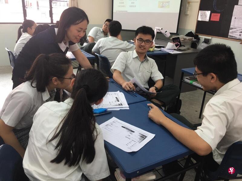 配合应用学习项目,永青中学中三学生在上完“歌词教学”课程后,创作一首完整的歌词。(受访者提供) 配合应用学习项目,永青中学中三学生在上完“歌词教学”课程后,创作一首完整的歌词。(受访者提供)