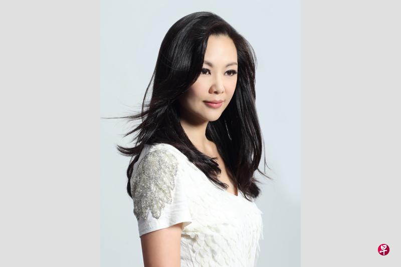 王馨平近年没那么活跃于演艺圈,在瑜伽中心固定教课。(宝丽金提供) 王馨平近年没那么活跃于演艺圈,在瑜伽中心固定教课。(宝丽金提供)