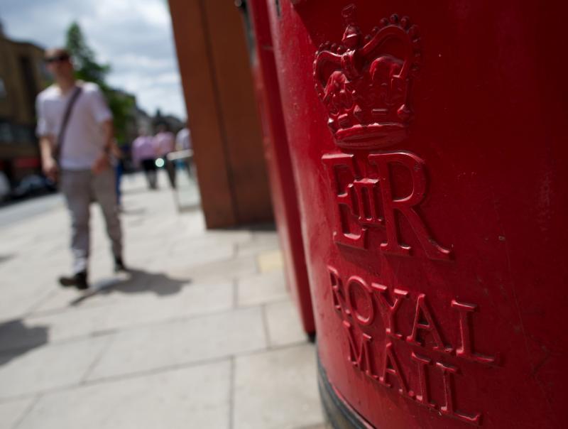 英邮政集团的2020财年税前利润从上年同期的2.41亿英镑降至1.8亿英镑。该集团周四表示,公司将进行重组,可能裁减约2000个管理层职位。(法新社) 英邮政集团的2020财年税前利润从上年同期的2.41亿英镑降至1.8亿英镑。该集团周四表示,公司将进行重组,可能裁减约2000个管理层职位。(法新社)