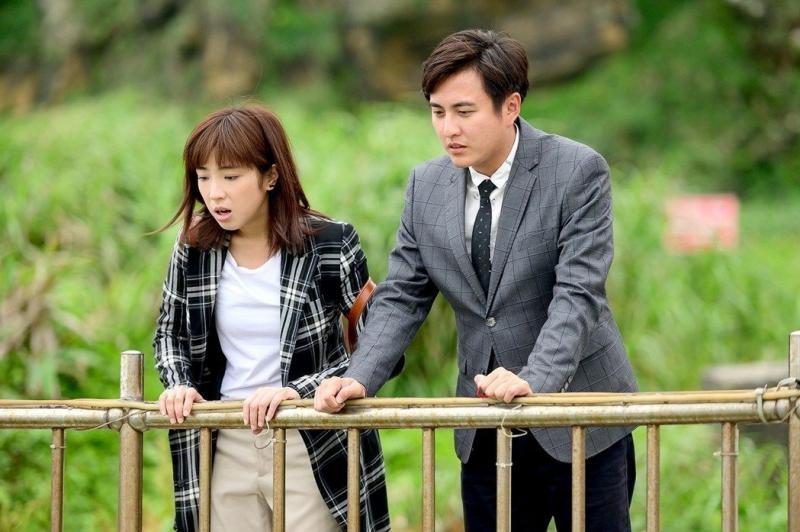 梁舒涵(左)与黄靖伦在《女力报到》剧中灵魂互换。(互联网) 梁舒涵(左)与黄靖伦在《女力报到》剧中灵魂互换。(互联网)