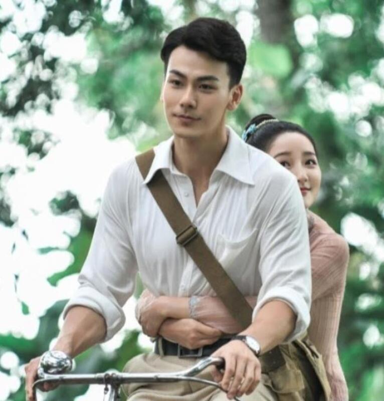 戴向宇接获热搜榜首喜讯,笑说:“可能故事题材特别吸引人吧。”(长信传媒) 戴向宇接获热搜榜首喜讯,笑说:“可能故事题材特别吸引人吧。”(长信传媒)