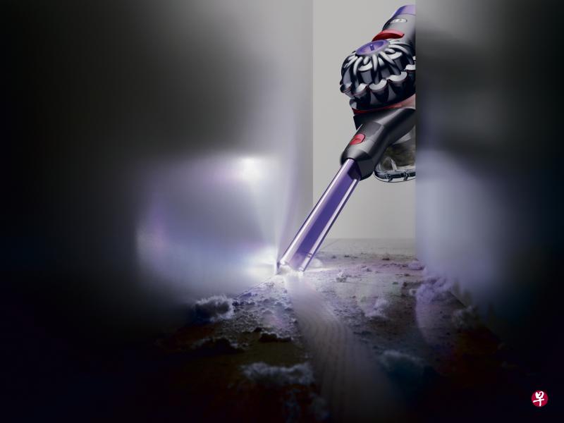 缝隙清洁吸头装上LED灯,让用户能清楚看到缝隙内的肮脏物。 缝隙清洁吸头装上LED灯,让用户能清楚看到缝隙内的肮脏物。