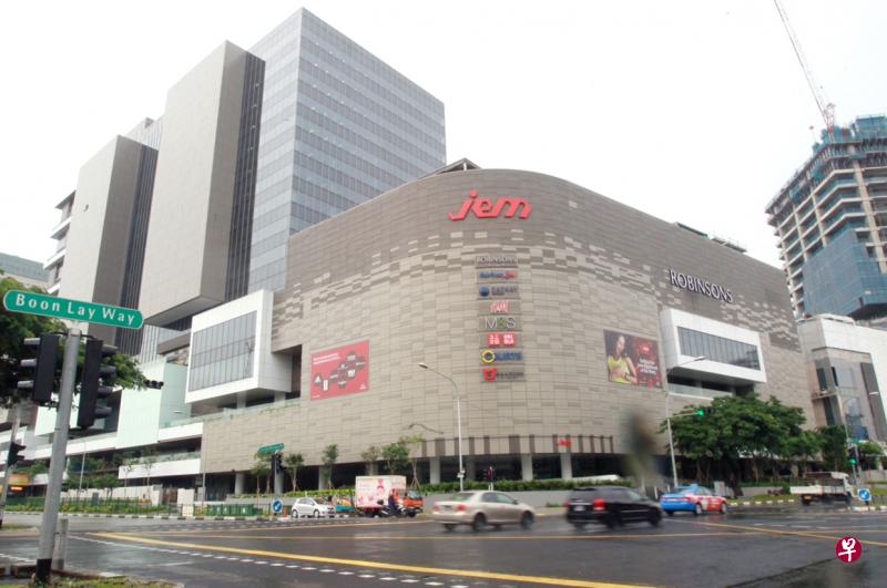 确诊冠病病例到过的社区地方包括裕廊东JEM购物中心的Penang Culture和Don Don Donki。(档案照) 确诊冠病病例到过的社区地方包括裕廊东JEM购物中心的Penang Culture和Don Don Donki。(档案照)