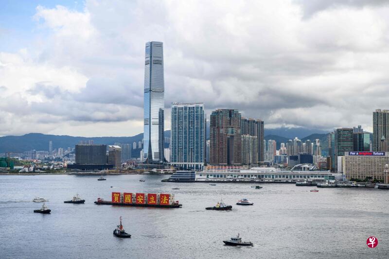 新加坡和香港有密切的商贸联系,我国企业在港也有不少投资。因此,香港实行国家安全法,自然也备受许多国人关注。到底国安法对香港会有什么影响?图为香港维多利亚港。(法新社) 新加坡和香港有密切的商贸联系,我国企业在港也有不少投资。因此,香港实行国家安全法,自然也备受许多国人关注。到底国安法对香港会有什么影响?图为香港维多利亚港。(法新社)