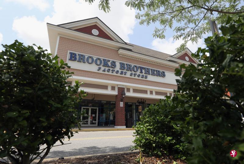 已申请破产保护的美国服饰品牌公司Brooks Brothers正寻求潜在买家接盘。(法新社) 已申请破产保护的美国服饰品牌公司Brooks Brothers正寻求潜在买家接盘。(法新社)