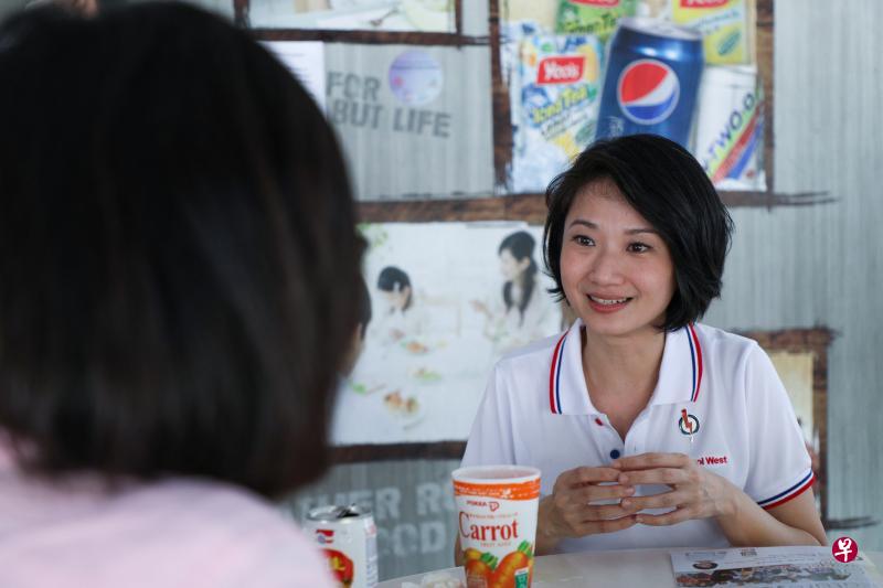 ▲孙雪玲表示过去五年来一直努力了解居民需求,承诺未来五年也会继续聆听居民心声,关注居民的健康、家庭与工作。(档案照片) ▲孙雪玲表示过去五年来一直努力了解居民需求,承诺未来五年也会继续聆听居民心声,关注居民的健康、家庭与工作。(档案照片)