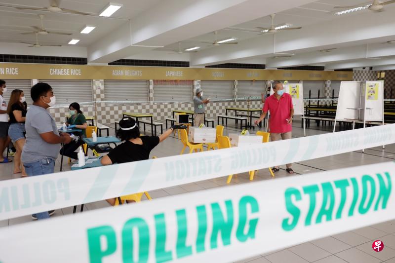 专家认为国人是在疫情的课题之上,对政府有更深一层的诉求。(邝启聪摄) 专家认为国人是在疫情的课题之上,对政府有更深一层的诉求。(邝启聪摄)