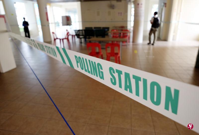 本届大选共有253万5565名选民投票,并出现4万5772张废票,废票率达1.81%。这比上届大选的2.05%,少了约0.2个百分点。(档案照) 本届大选共有253万5565名选民投票,并出现4万5772张废票,废票率达1.81%。这比上届大选的2.05%,少了约0.2个百分点。(档案照)