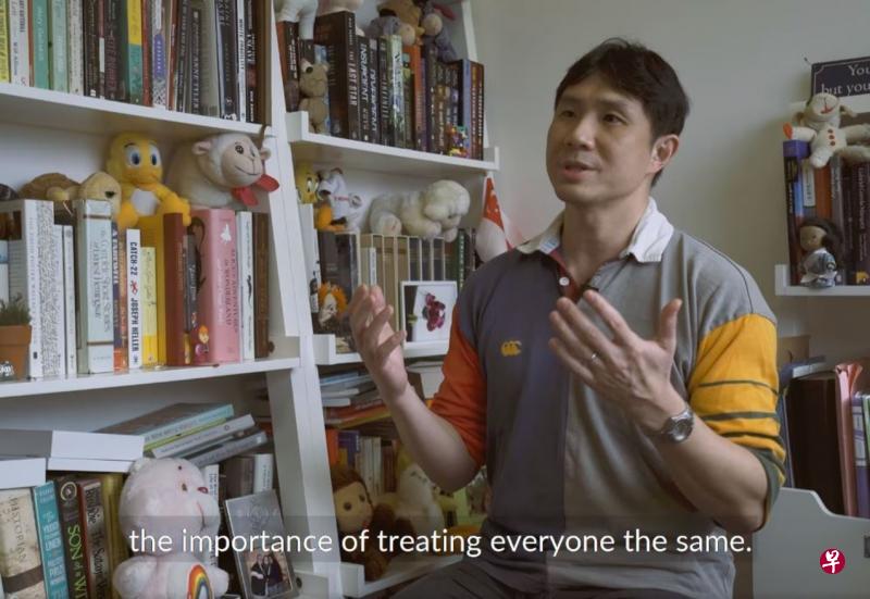 林志蔚忆亡父。 林志蔚忆亡父。