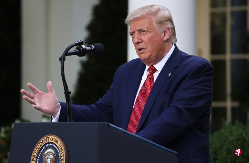 特朗普周二在白宫宣布已签署《香港自治法》和取消香港特殊待遇行政命令的消息。 (路透社) 特朗普周二在白宫宣布已签署《香港自治法》和取消香港特殊待遇行政命令的消息。 (路透社)