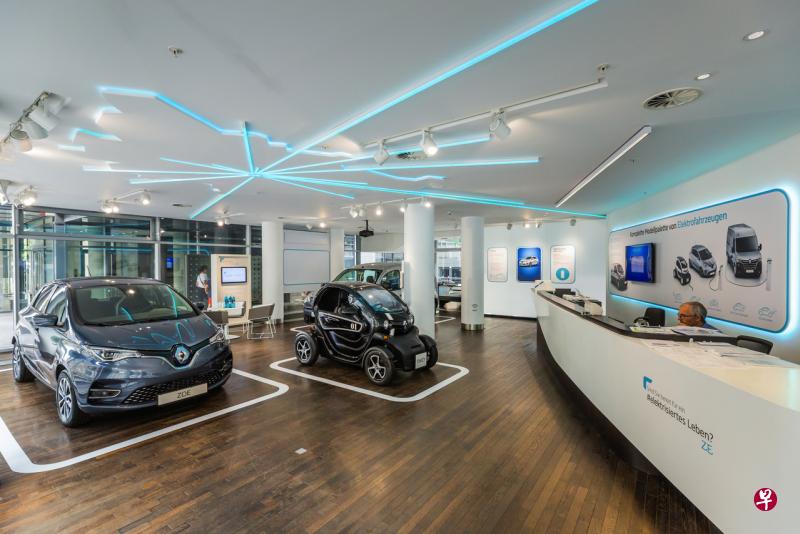 英国国家电网周一指出,在本世纪中叶实现净零排放的目标现在看起来更加可行,而发展电动汽车是减少碳排放努力的一个关键部分。(彭博社) 英国国家电网周一指出,在本世纪中叶实现净零排放的目标现在看起来更加可行,而发展电动汽车是减少碳排放努力的一个关键部分。(彭博社)