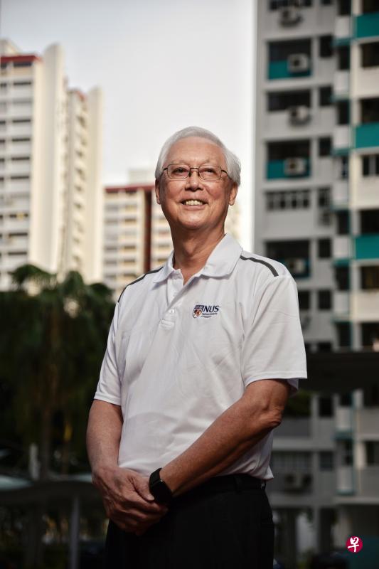 吴作栋有意与新议员举行“炉边谈话”,就议员职责、地缘政治等一系列课题交换看法。(海峡时报) 吴作栋有意与新议员举行“炉边谈话”,就议员职责、地缘政治等一系列课题交换看法。(海峡时报)