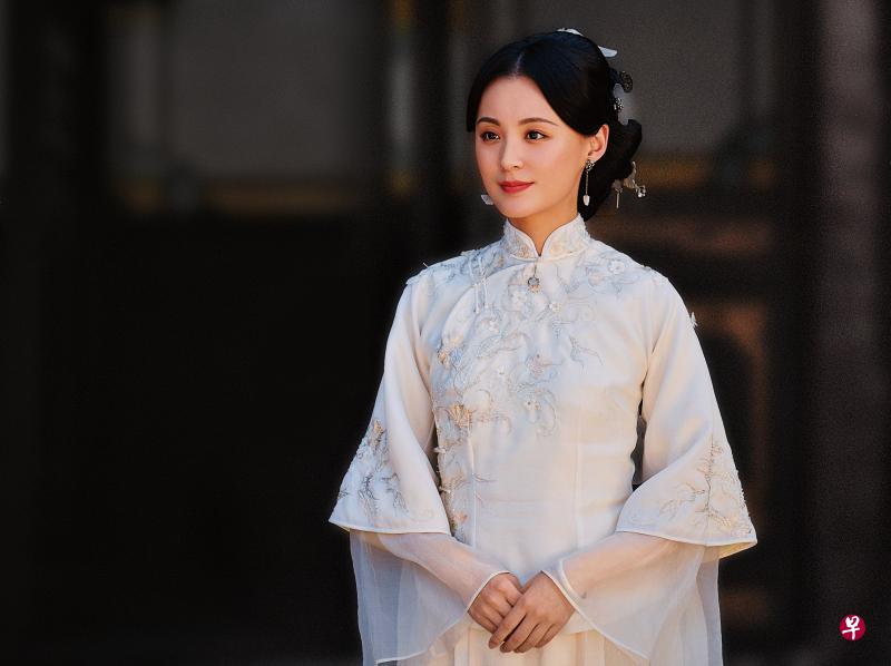毛林林在中国电视剧《大侠霍元甲》中饰演霍元甲的妻子王云影。（互联网）