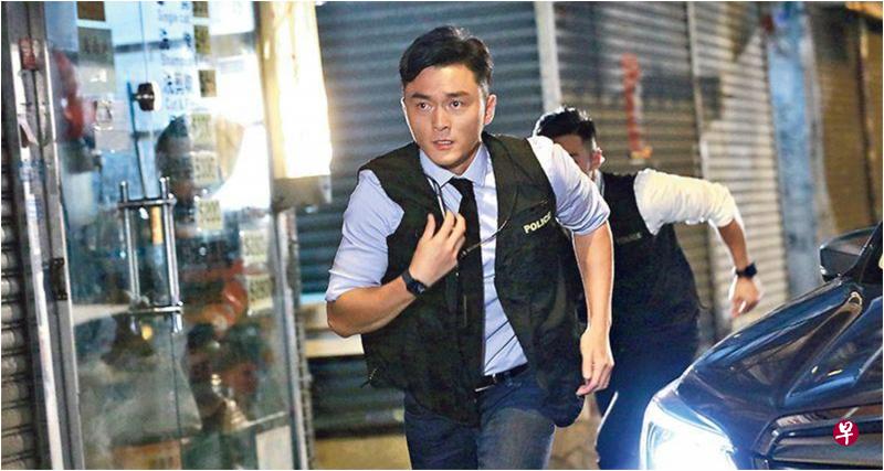 杨明近年成为无线“御用警察”,在播出中的《迷网》中饰演高级督察。(互联网) 杨明近年成为无线“御用警察”,在播出中的《迷网》中饰演高级督察。(互联网)