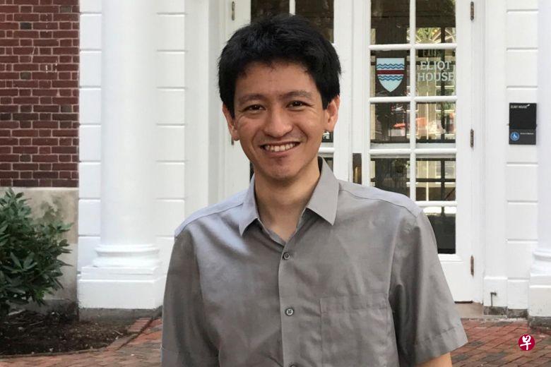 李绳武今早在面簿贴文表明决定缴罚款,“以求买个安宁”。(路透社) 李绳武今早在面簿贴文表明决定缴罚款,“以求买个安宁”。(路透社)