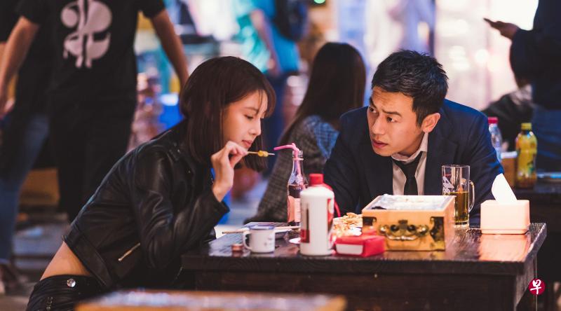 《十日游戏》由朱亚文(右)和金晨主演,是爱奇艺“迷雾剧场”打头阵之作。(新电信电视提供) 《十日游戏》由朱亚文(右)和金晨主演,是爱奇艺“迷雾剧场”打头阵之作。(新电信电视提供)