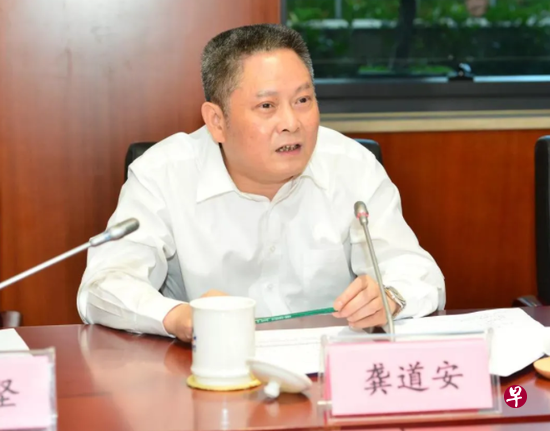 上海市副市长、市公安局长龚道安,是今年来第三名被查的中国警界高官。(互联网) 上海市副市长、市公安局长龚道安,是今年来第三名被查的中国警界高官。(互联网)