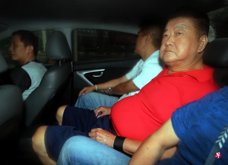 被告陈南成被诊断在案发时患有严重抑郁症,原本的谋杀控状减轻至误杀,他为此逃过死刑。案件择日下判,他可被判终身监禁或坐牢长达20年。(档案照片) 被告陈南成被诊断在案发时患有严重抑郁症,原本的谋杀控状减轻至误杀,他为此逃过死刑。案件择日下判,他可被判终身监禁或坐牢长达20年。(档案照片)