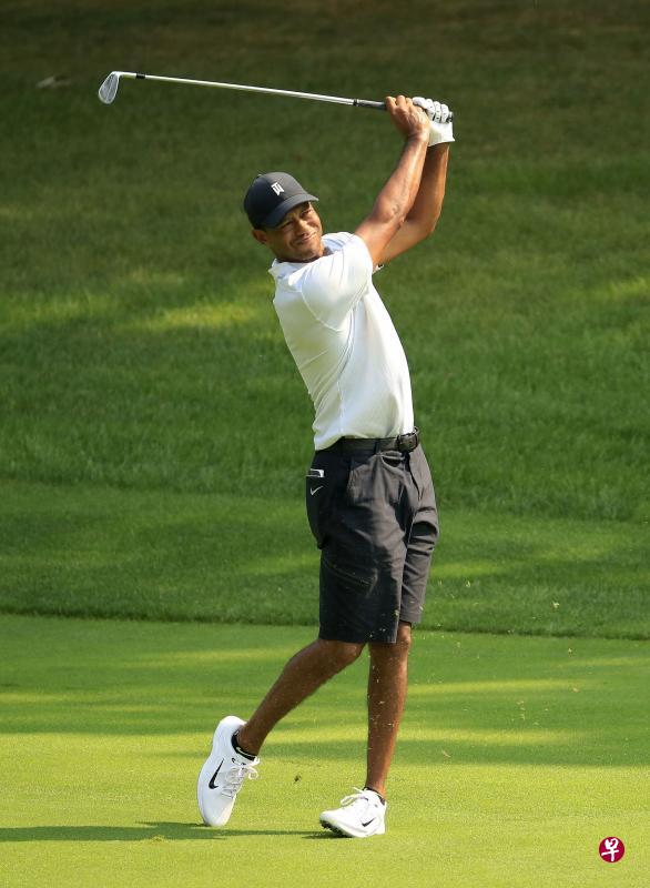 老虎伍兹将在9月22日连同另外三名前世界第一,在其设计的首个公共球场进行慈善赛。(法新社) 老虎伍兹将在9月22日连同另外三名前世界第一,在其设计的首个公共球场进行慈善赛。(法新社)