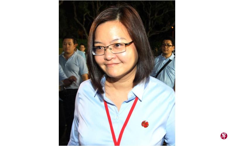 由工人党管理的盛港市镇理事会正式选出理事,其中一员是拥有选区管理经验的工人党前议员李丽连。(档案照) 由工人党管理的盛港市镇理事会正式选出理事,其中一员是拥有选区管理经验的工人党前议员李丽连。(档案照)