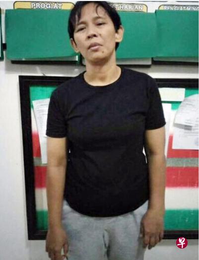 印尼籍女佣卡莎娜杀害七旬雇主夫妇后逃回印尼，在印尼被控以谋杀及偷窃罪，坐牢20年。（档案照片）