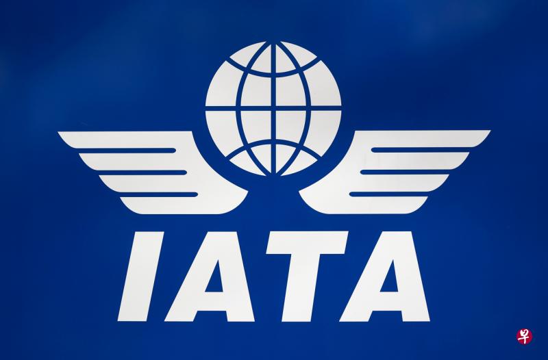 国际航空运输协会(IATA)医疗顾问鲍威尔说,航空业不能等待疫苗出现。(路透社)
国际航空运输协会(IATA)医疗顾问鲍威尔说,航空业不能等待疫苗出现。(路透社)