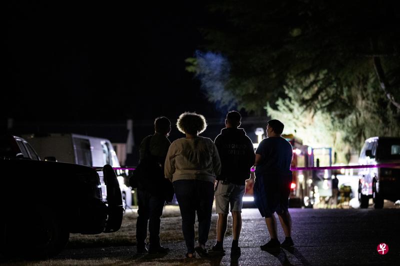 美国警方周四(3日)开枪打死了一名男子,他涉嫌于上周末在俄勒冈州波特兰市致命射击一名特朗普支持者。(路透社)
美国警方周四(3日)开枪打死了一名男子,他涉嫌于上周末在俄勒冈州波特兰市致命射击一名特朗普支持者。(路透社)