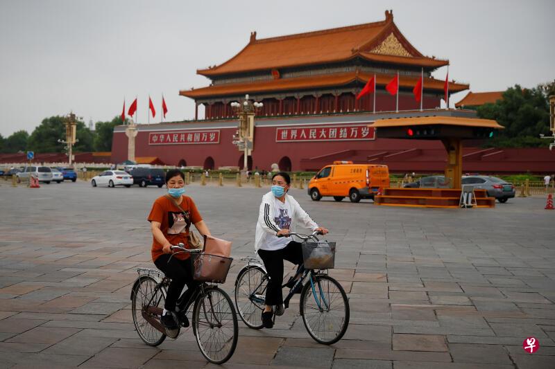 有分析认为,彻底否定文革的评价重现历史教科书,显示2018年历史教材改版争议后,舆论发挥了微弱的力量。(路透社) 有分析认为,彻底否定文革的评价重现历史教科书,显示2018年历史教材改版争议后,舆论发挥了微弱的力量。(路透社)