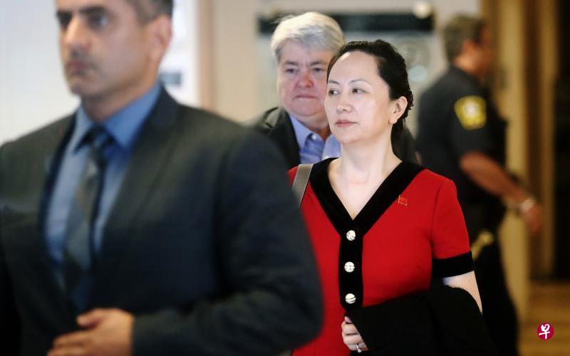 中国外交部北美大洋洲司司长陆慷指美国曾向数十个国家提出拘押中国科技巨头华为财务总监孟晚舟的要求,只有加拿大配合。(彭博社档案照) 中国外交部北美大洋洲司司长陆慷指美国曾向数十个国家提出拘押中国科技巨头华为财务总监孟晚舟的要求,只有加拿大配合。(彭博社档案照)