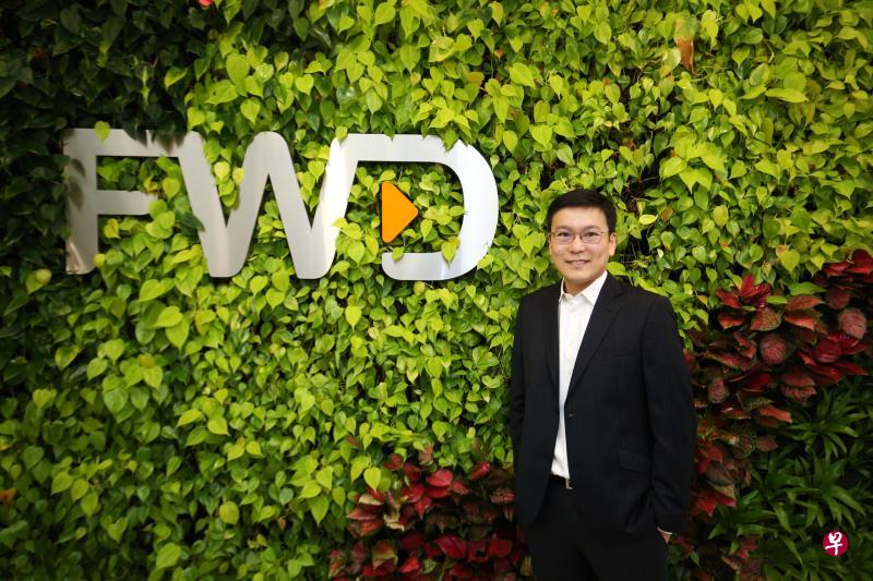 富卫新加坡总裁许基荣表示公司将双管齐下,把过去四年积累的线上优势与线下渠道相互结合,以进一步拓展客户群,为客户创造不同体验。(叶振忠摄) 富卫新加坡总裁许基荣表示公司将双管齐下,把过去四年积累的线上优势与线下渠道相互结合,以进一步拓展客户群,为客户创造不同体验。(叶振忠摄)