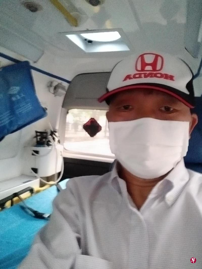 周洪星入境中国第二天被通知确诊,当天就被送往医院进行检测和观察。(受访者提供) 周洪星入境中国第二天被通知确诊,当天就被送往医院进行检测和观察。(受访者提供)