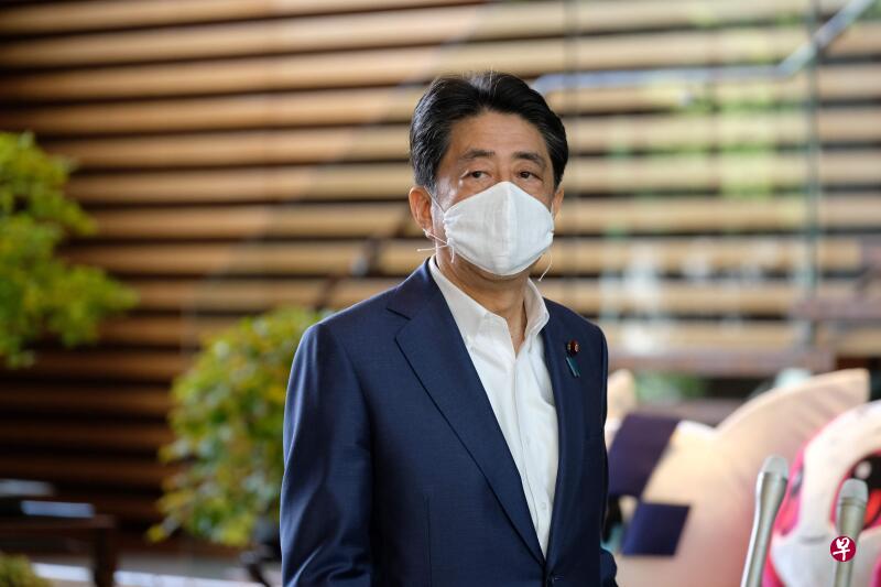 作者认为,安倍在战后日本宪政史上立下的汗马功劳是不可低估的。(法新社档案照片) 作者认为,安倍在战后日本宪政史上立下的汗马功劳是不可低估的。(法新社档案照片)