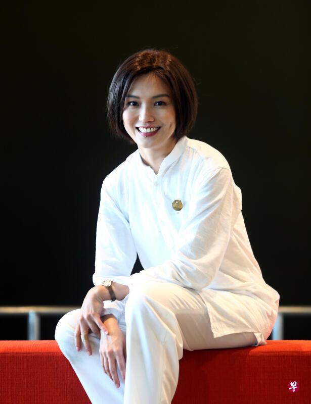 白薇秀回忆刚出道时也曾被不尊重对待。 白薇秀回忆刚出道时也曾被不尊重对待。