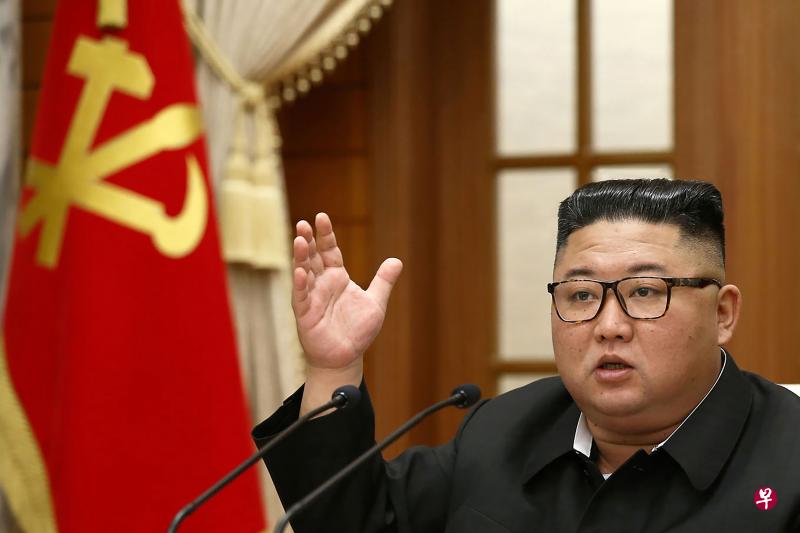 拜登曾将金正恩称作“暴君”“独裁者”,还明确表示,如果朝鲜不承诺实现无核化,他将不会同金正恩见面,并会加大制裁力度。(法新社) 拜登曾将金正恩称作“暴君”“独裁者”,还明确表示,如果朝鲜不承诺实现无核化,他将不会同金正恩见面,并会加大制裁力度。(法新社)