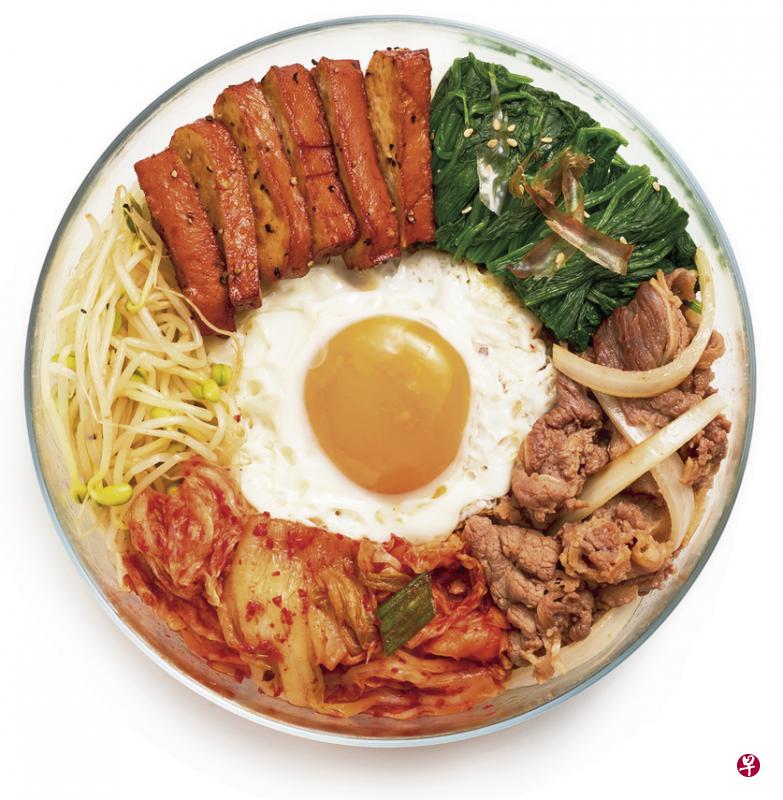 ↖宜芳建议:新手试做冷便当应重视营养,简单说,就是有菜有肉有蛋。 ↖宜芳建议:新手试做冷便当应重视营养,简单说,就是有菜有肉有蛋。