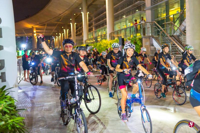 “为彩虹骑车”慈善活动往年都吸引不少善心人士参加,为特需孩子的家庭筹款。(彩虹俱乐部提供) “为彩虹骑车”慈善活动往年都吸引不少善心人士参加,为特需孩子的家庭筹款。(彩虹俱乐部提供)