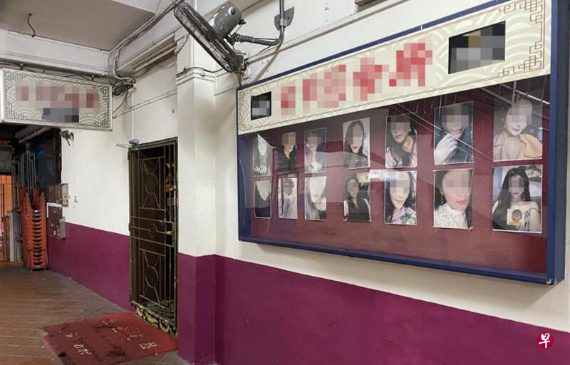 地下层酒廊的两个门都通往同一走廊,警方上门时,里面的人根本无所遁逃。 地下层酒廊的两个门都通往同一走廊,警方上门时,里面的人根本无所遁逃。