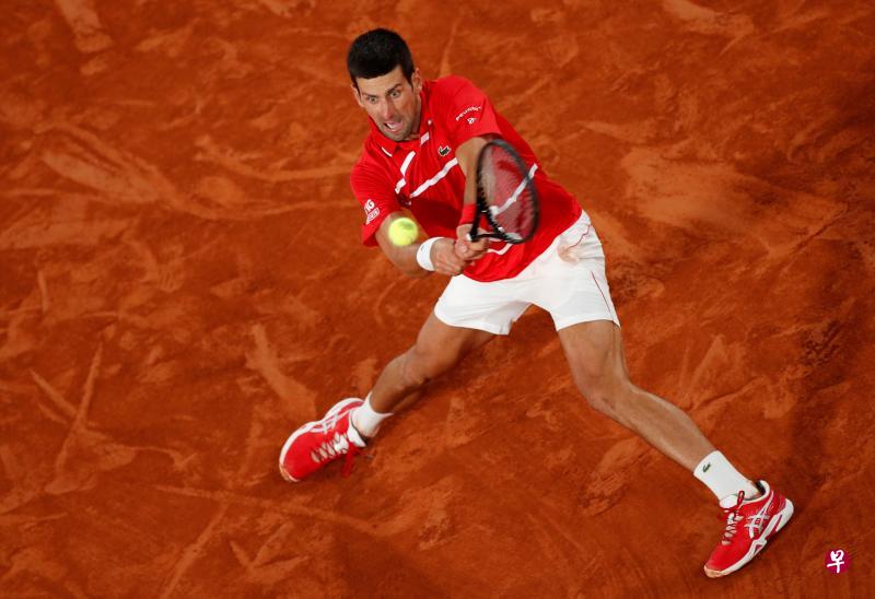 乔科维奇本赛季第二次打进大满贯赛事男单决赛,将挑战12次赛会冠军纳达尔。(路透社) 乔科维奇本赛季第二次打进大满贯赛事男单决赛,将挑战12次赛会冠军纳达尔。(路透社)